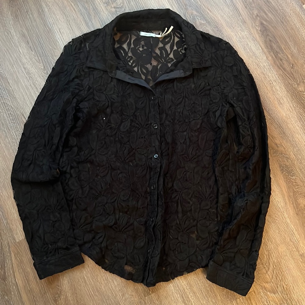 kimichi blue lace top size medium